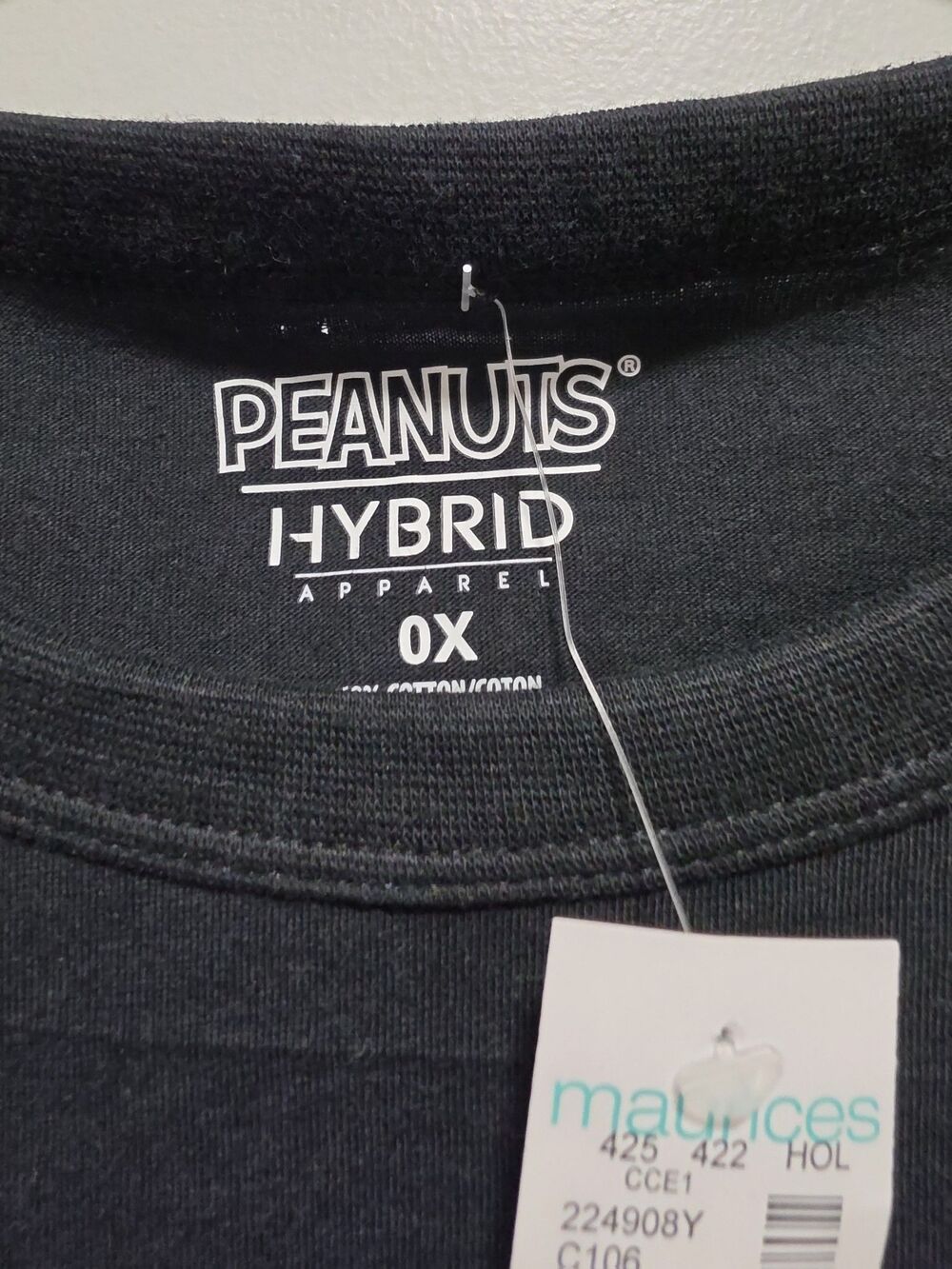 NWT Woodstock's Tree Farm Graphic T-Shirt - Picture 2 of 3